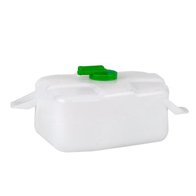 乘用车蓄水瓶04