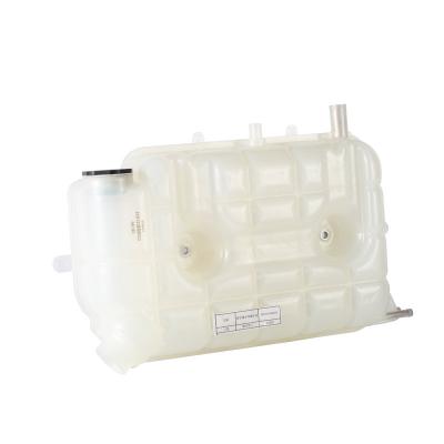 商用车蓄水瓶04